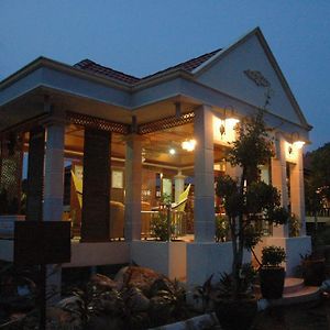 Bukit Keluang Beach Resort